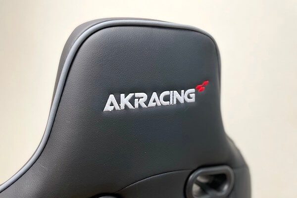 『コスパ最強のゲーミングチェア』AKRacing Pro x v2をレビュー｜高級オフィスチェアに負けない | ソルブログ